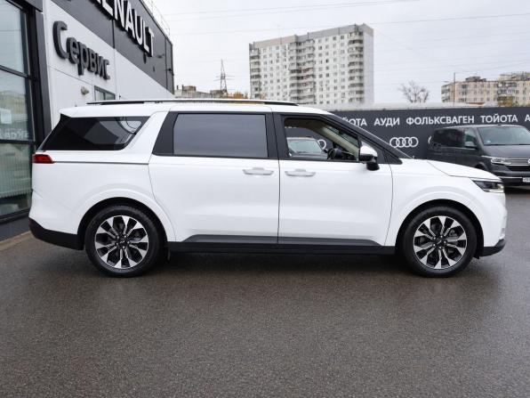 Kia Carnival IV с пробегом 2022 года, цена 3 782 000 рублей, 93715 км, минивэн, Автокод Объявления
