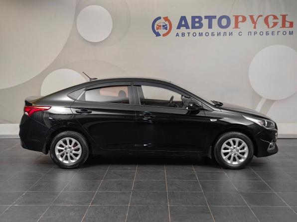 Hyundai Solaris II с пробегом 2018 года, цена 1 333 000 рублей, 128159 км, седан, Автокод Объявления