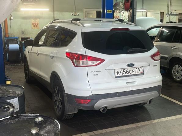 Ford Kuga II с пробегом 2015 года, цена 1 059 000 рублей, 242154 км, внедорожник, Автокод Объявления