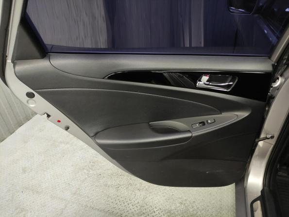 Hyundai Sonata VI (YF) с пробегом 2011 года, цена 1 299 000 рублей, 158500 км, седан, Автокод Объявления