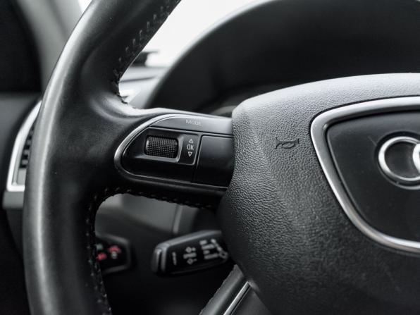 Audi Q5 I (8R) Рестайлинг с пробегом 2012 года, цена 1 990 000 рублей, 226043 км, внедорожник, Автокод Объявления