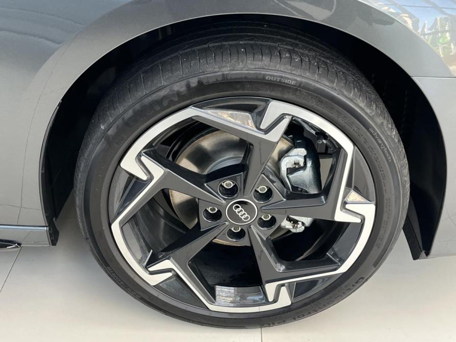 Audi A3 IV (8Y) Рестайлинг Санкт-Петербург  - изображение 26