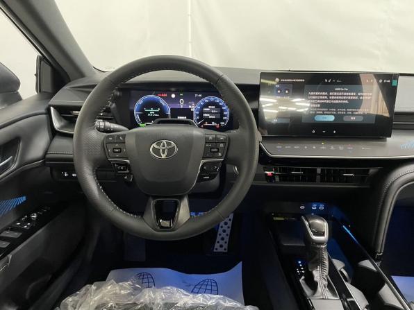 Toyota Camry IX (XV80) China Market с пробегом 2026 года, цена 4 125 000 рублей, 9 км, седан, Автокод Объявления