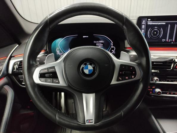 BMW 5 серии VII (G30/G31/G38) Рестайлинг с пробегом 2021 года, цена 4 750 000 рублей, 103282 км, седан, Автокод Объявления
