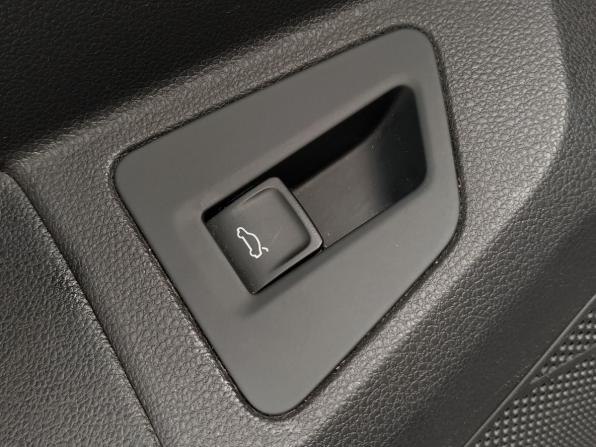 Volkswagen Touareg III с пробегом 2021 года, цена 4 600 000 рублей, 188631 км, внедорожник, Автокод Объявления