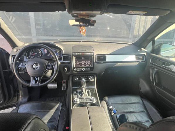 Volkswagen Touareg II Рестайлинг с пробегом 2017 года, цена 2 750 000 рублей, 272000 км, внедорожник, Автокод Объявления