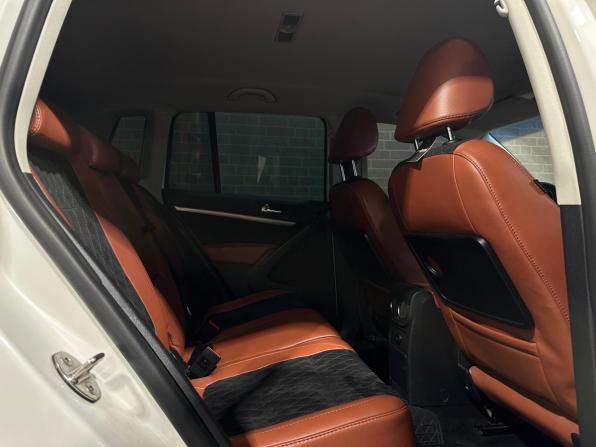 Volkswagen Tiguan I Рестайлинг с пробегом 2013 года, цена 1 240 000 рублей, 265044 км, внедорожник, Автокод Объявления