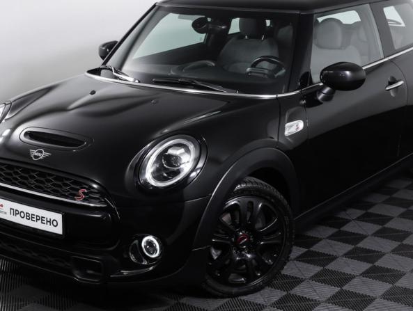 Mini Hatch III (F55/F56) Рестайлинг с пробегом 2020 года, цена 3 290 000 рублей, 27499 км, хэтчбек, Автокод Объявления