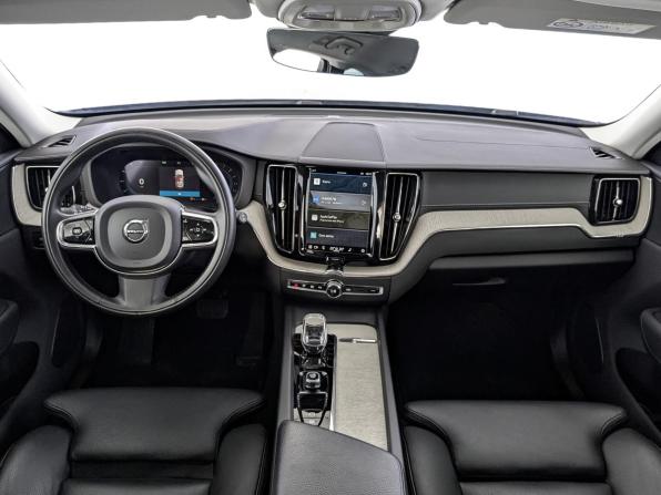 Volvo XC60 II Рестайлинг с пробегом 2021 года, цена 4 830 000 рублей, 49603 км, внедорожник, Автокод Объявления