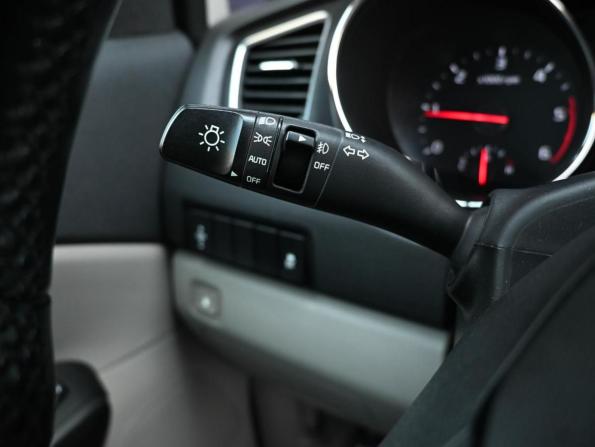 Kia Carnival III с пробегом 2019 года, цена 2 699 000 рублей, 153833 км, минивэн, Автокод Объявления