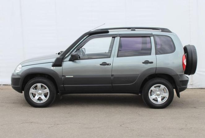 Chevrolet Niva I Рестайлинг с пробегом 2015 года, цена 650 000 рублей, 167177 км, внедорожник, Автокод Объявления