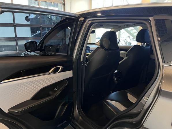 Geely Coolray I Рестайлинг с пробегом 2023 года, цена 2 295 000 рублей, 77812 км, внедорожник, Автокод Объявления