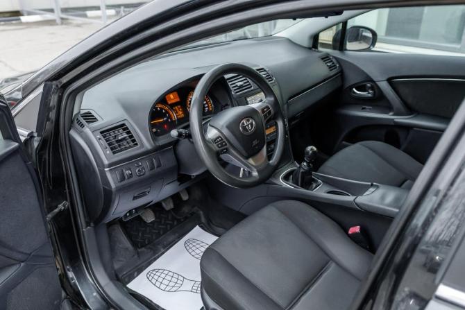 Toyota Avensis III с пробегом 2009 года, цена 877 000 рублей, 206633 км, седан, Автокод Объявления