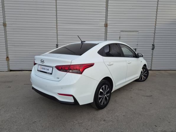 Hyundai Solaris II с пробегом 2019 года, цена 1 407 000 рублей, 137896 км, седан, Автокод Объявления