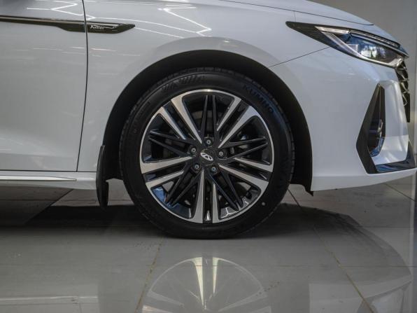 Chery Arrizo 8 с пробегом 2024 года, цена 2 579 000 рублей, 4434 км, седан, Автокод Объявления