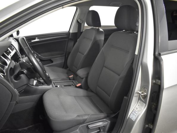Volkswagen Golf VII Рестайлинг с пробегом 2019 года, цена 1 463 900 рублей, 191244 км, универсал, Автокод Объявления