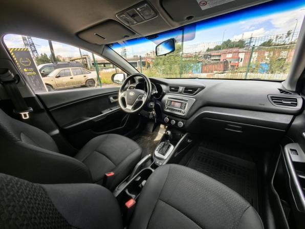 Kia Rio III Рестайлинг с пробегом 2015 года, цена 989 000 рублей, 114000 км, седан, Автокод Объявления