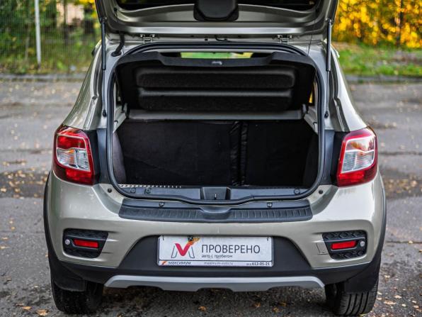 Renault Sandero II Рестайлинг с пробегом 2021 года, цена 1 210 000 рублей, 68655 км, хэтчбек, Автокод Объявления