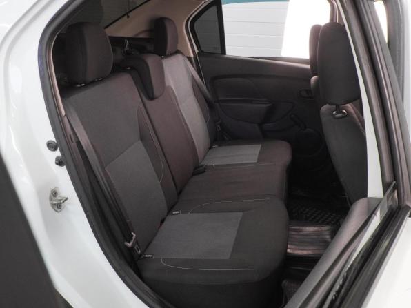 Renault Logan II Рестайлинг с пробегом 2019 года, цена 1 299 000 рублей, 97221 км, седан, Автокод Объявления