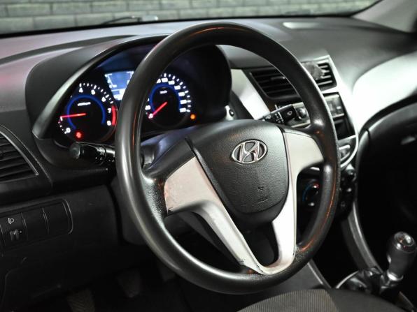 Hyundai Solaris I с пробегом 2011 года, цена 550 000 рублей, 259641 км, седан, Автокод Объявления