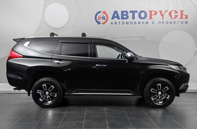 Mitsubishi Pajero Sport III с пробегом 2017 года, цена 2 333 000 рублей, 240805 км, внедорожник, Автокод Объявления