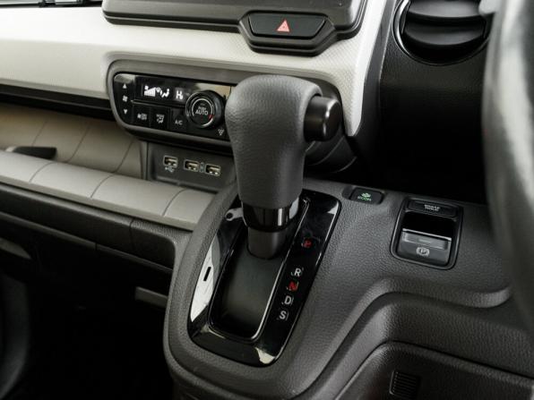Honda N-WGN II с пробегом 2020 года, цена 929 000 рублей, 64742 км, хэтчбек, Автокод Объявления