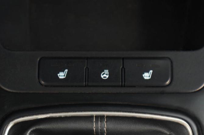 Kia Rio IV Рестайлинг с пробегом 2019 года, цена 1 499 000 рублей, 140000 км, хэтчбек, Автокод Объявления