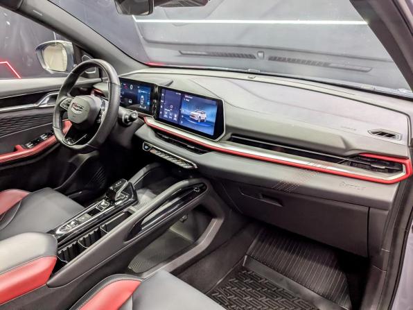 Geely Coolray I Рестайлинг с пробегом 2024 года, цена 2 135 000 рублей, 53853 км, внедорожник, Автокод Объявления