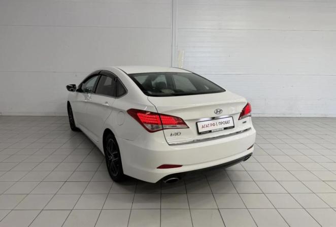 Hyundai i40 I с пробегом 2013 года, цена 1 100 000 рублей, 182312 км, седан, Автокод Объявления