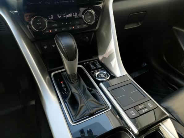 Mitsubishi Eclipse Cross I с пробегом 2018 года, цена 1 649 000 рублей, 172000 км, внедорожник, Автокод Объявления