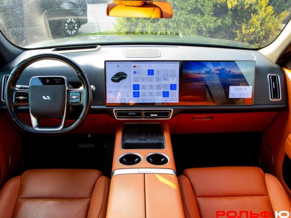 Li Auto (Lixiang) L7 I Рестайлинг с пробегом 2024 года, цена 6 348 000 рублей, 35899 км, внедорожник, Автокод Объявления