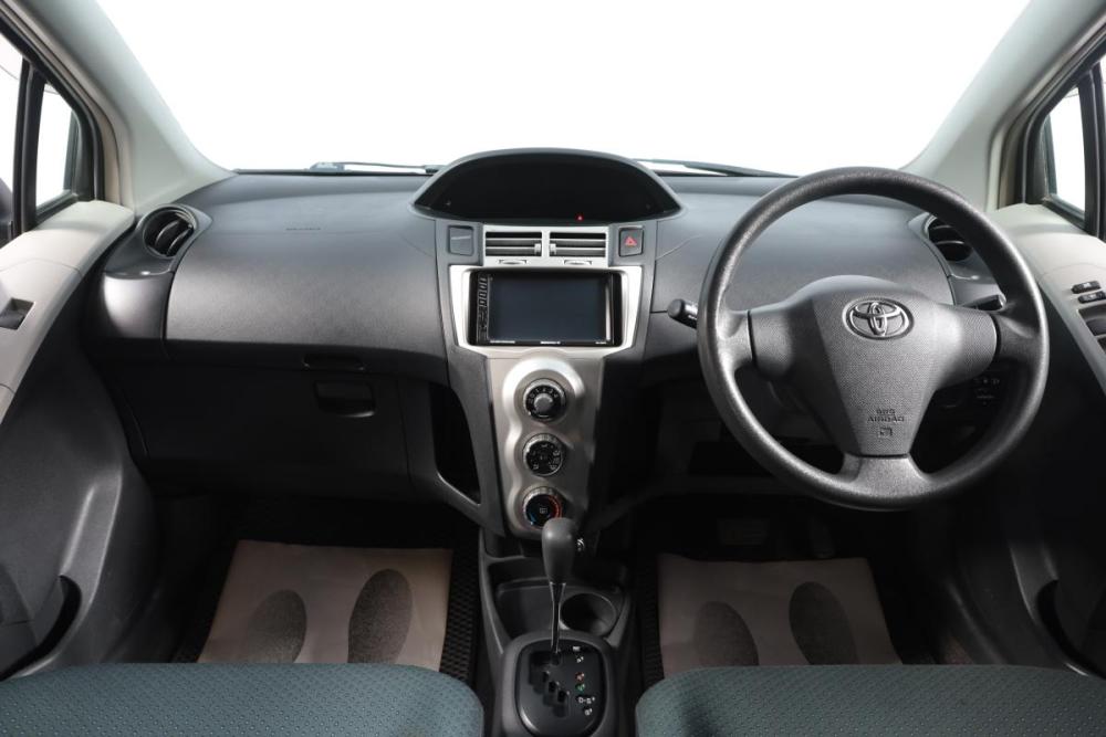 Toyota Vitz II (XP90) Новосибирск  - изображение 9