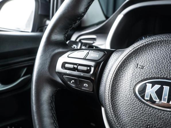 Kia Rio IV Рестайлинг с пробегом 2021 года, цена 1 899 000 рублей, 60299 км, седан, Автокод Объявления