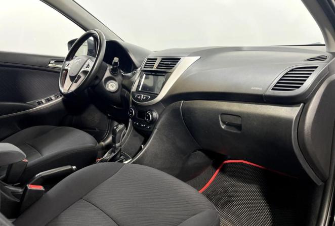 Hyundai Solaris I Рестайлинг с пробегом 2015 года, цена 975 000 рублей, 189973 км, седан, Автокод Объявления