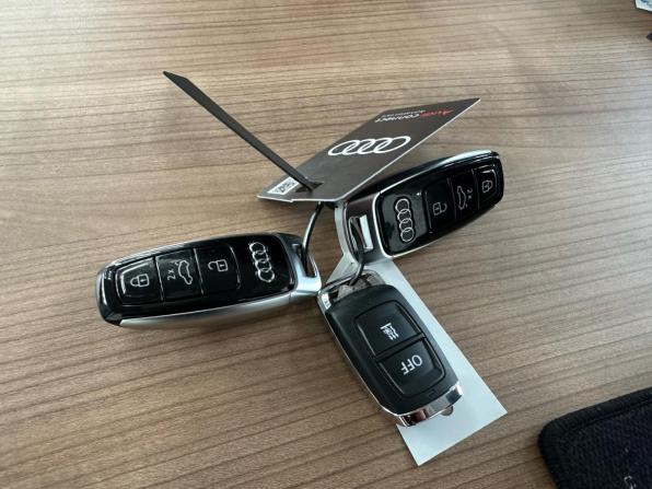 Audi Q7 II (4M) Рестайлинг 2 с пробегом 2025 года, цена 16 500 000 рублей, 10 км, внедорожник, Автокод Объявления