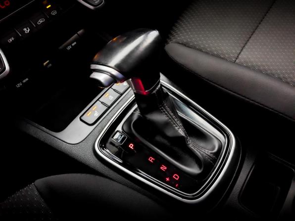 Kia Rio IV Рестайлинг с пробегом 2021 года, цена 1 680 000 рублей, 103956 км, хэтчбек, Автокод Объявления