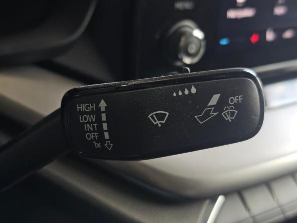 Skoda Octavia IV (A8) с пробегом 2021 года, цена 2 330 000 рублей, 63000 км, лифтбек, Автокод Объявления
