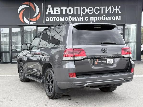 Toyota Land Cruiser 200 Series Рестайлинг 2 с пробегом 2016 года, цена 5 249 000 рублей, 303953 км, внедорожник, Автокод Объявления