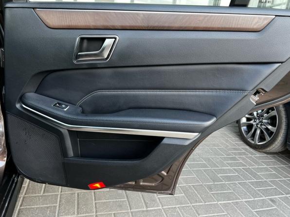 Mercedes-Benz E-Класс IV (W212 S212 C207) Рестайлинг с пробегом 2013 года, цена 1 850 000 рублей, 295865 км, седан, Автокод Объявления