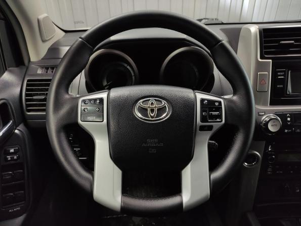 Toyota Land Cruiser Prado 150 Series с пробегом 2011 года, цена 2 590 000 рублей, 196530 км, внедорожник, Автокод Объявления