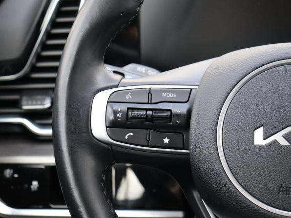 Kia Sportage V с пробегом 2023 года, цена 3 315 000 рублей, 64242 км, внедорожник, Автокод Объявления