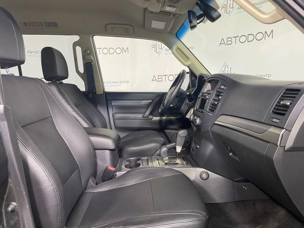 Mitsubishi Pajero IV Рестайлинг 1 с пробегом 2014 года, цена 2 699 000 рублей, 92064 км, внедорожник, Автокод Объявления