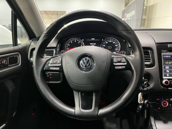 Volkswagen Touareg II с пробегом 2013 года, цена 1 844 000 рублей, 211320 км, внедорожник, Автокод Объявления
