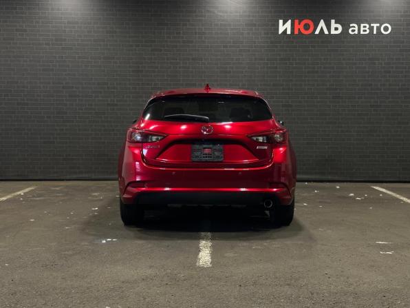 Mazda Axela III Рестайлинг с пробегом 2018 года, цена 1 470 000 рублей, 127849 км, хэтчбек, Автокод Объявления