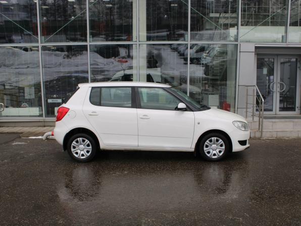 Skoda Fabia II Рестайлинг с пробегом 2013 года, цена 454 480 рублей, 221775 км, хэтчбек, Автокод Объявления