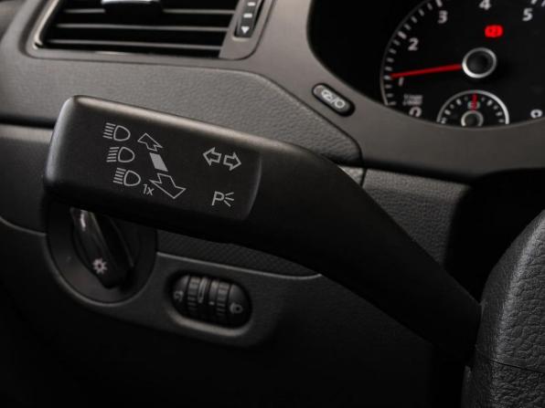 Volkswagen Jetta VI Рестайлинг с пробегом 2014 года, цена 1 017 000 рублей, 159934 км, седан, Автокод Объявления