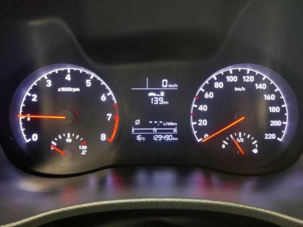 Hyundai Solaris II с пробегом 2019 года, цена 1 274 110 рублей, 129021 км, седан, Автокод Объявления