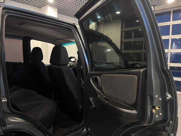 Chevrolet Niva I Рестайлинг с пробегом 2011 года, цена 461 000 рублей, 194550 км, внедорожник, Автокод Объявления