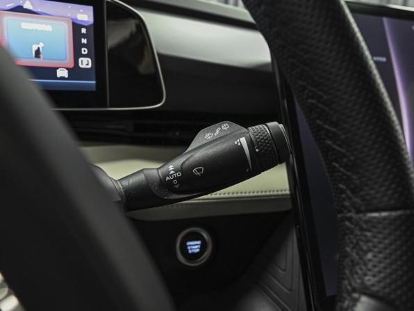 Geely Atlas II с пробегом 2023 года, цена 2 344 000 рублей, 35896 км, внедорожник, Автокод Объявления