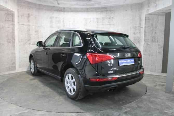 Audi Q5 I (8R) с пробегом 2011 года, цена 1 585 000 рублей, 176774 км, внедорожник, Автокод Объявления